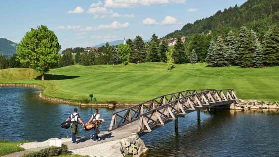 Entspannung auf dem idyllischen Golfparcours